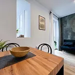 Repetti Suites - Two Adjacent & Independent Apartments 10 Minutes To Milan City Centre & Linate Airport