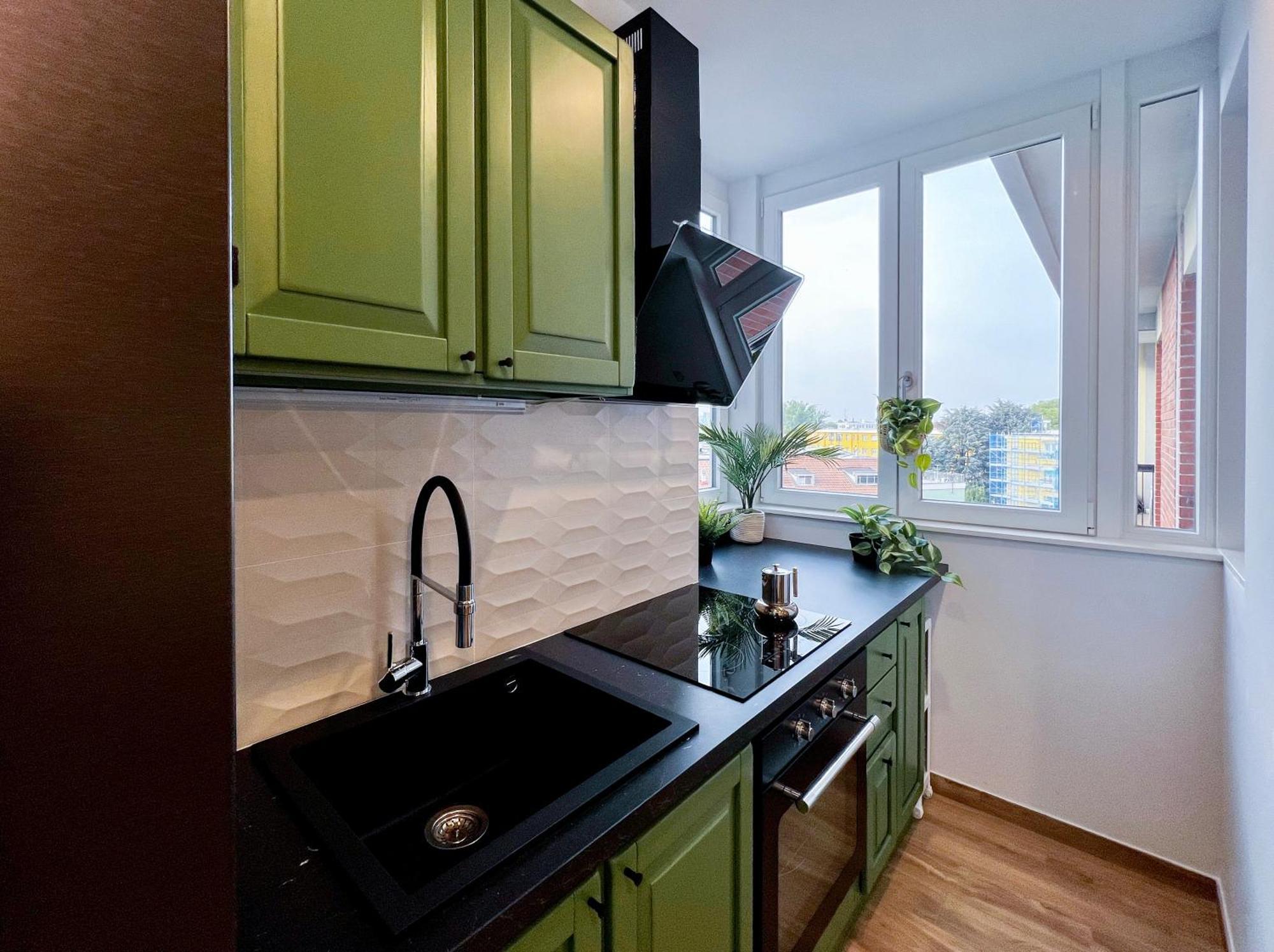 Repetti - Two Adjacent & Independent 10 Minutes To Centre & Linate Airport