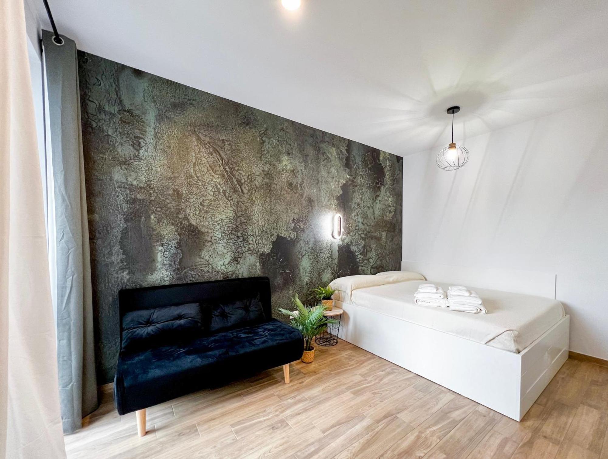 Repetti - Two Adjacent & Independent 10 Minutes To Centre & Linate Airport